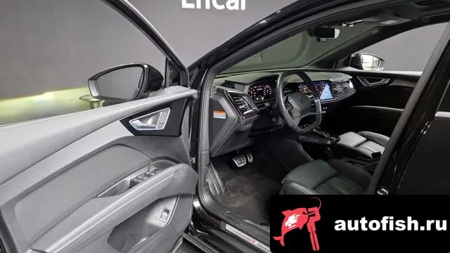 Audi Q4 e-tron Q4 e-Tron (F4) 2022 года - похожие автомобили