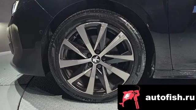 Peugeot 508 508 second Generation 2019 года - похожие автомобили