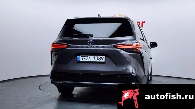 Toyota Sienna Siena 4th Generation 2024 года - вид 4