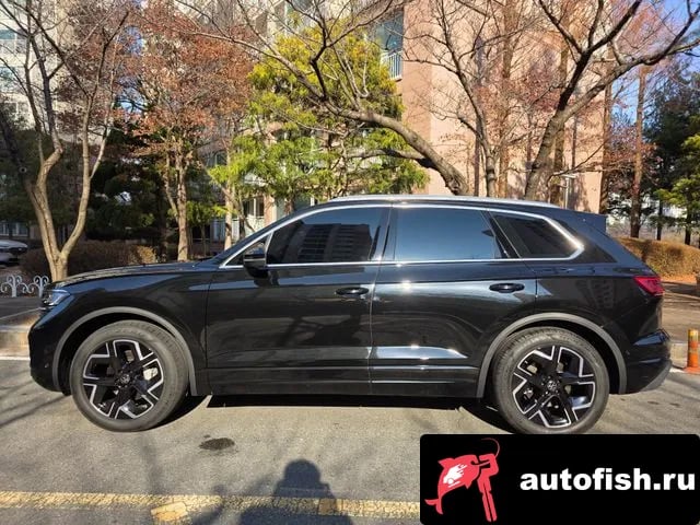 Volkswagen Touareg Tuareg 3rd generation 2025 года - автомобиль из Южной Кореи