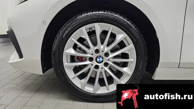 BMW 1-Series 1 Series (F40) 2020 года - вид 5