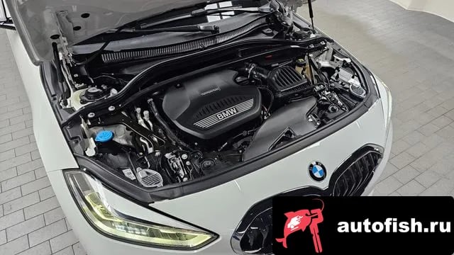 BMW 1-Series 1 Series (F40) 2020 года - вид 6