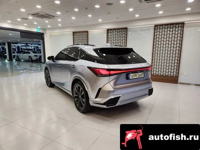 Lexus RX RX500h 5th generation 2024 года - вид 2