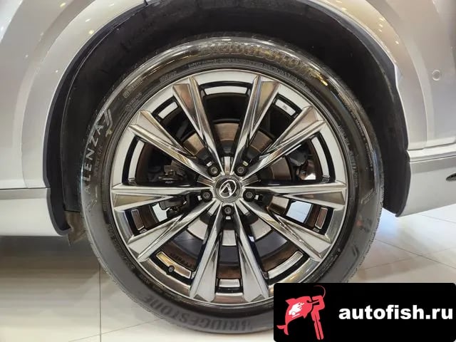 Lexus RX RX500h 5th generation 2024 года - вид 6