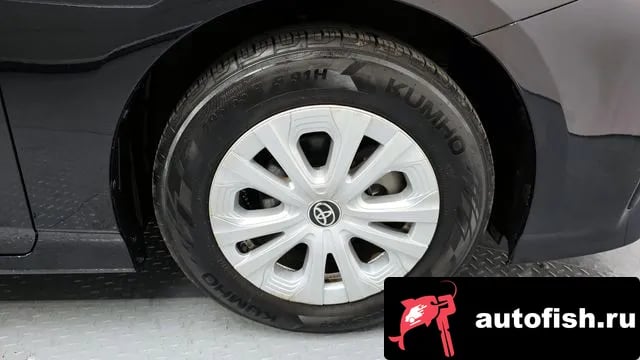 Toyota Prius Prius 4th Generation 2019 года - вид 5