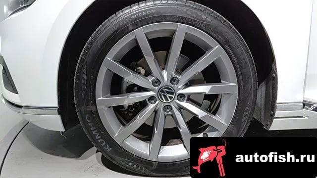 Volkswagen Passat Passat GT (B8) 2021 года - вид 5