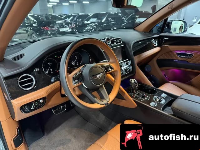 Bentley Bentayga Benteiga 2021 года - вид 4