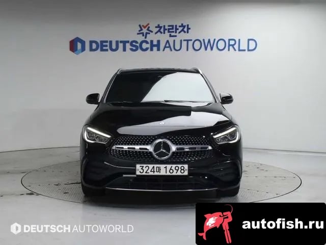 Mercedes-Benz GLA-Class GLA - Class H247 2020 года - вид 3
