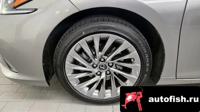 Lexus ES ES300h 7th generation 2024 года - вид 5