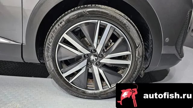 Peugeot 5008 5008 second generation 2024 года - вид 5