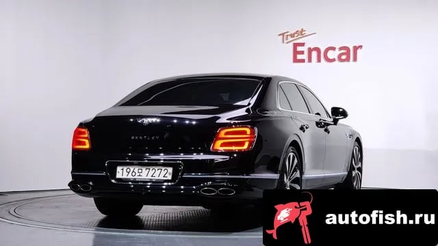 Bentley Flying Spur Flying Spur 3rd Generation 2023 года - вид 2