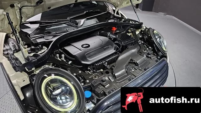 Mini Clubman Cooper Clubman 2021 года - вид 6