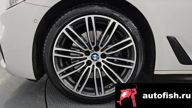 BMW 5-Series 5 Series (G30) 2020 года - вид 5