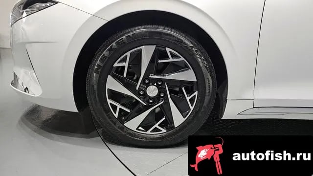 Hyundai Grandeur The New Granger IG Hybrid 2019 года - вид 5