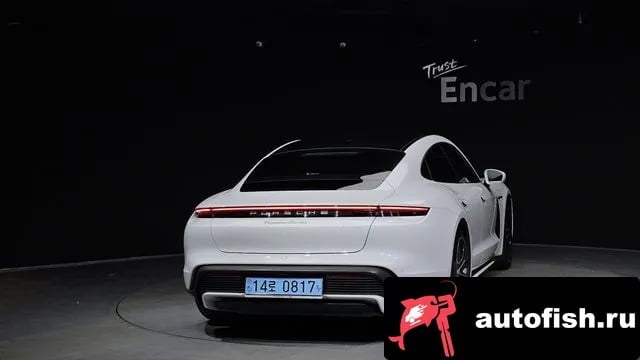 Porsche Taycan Taikan 2021 года - вид 4