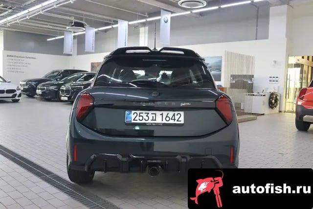 Mini Cooper Cooper S 4th Generation 2025 года - вид 4