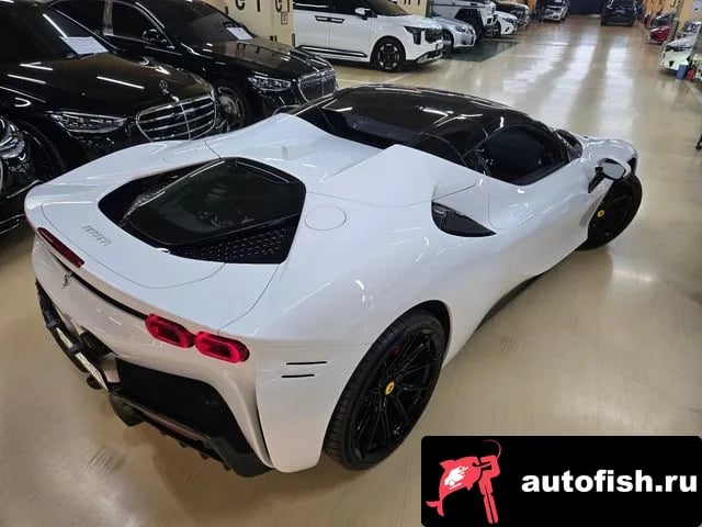 Ferrari SF90 SF90 Spider 2023 года - вид 2