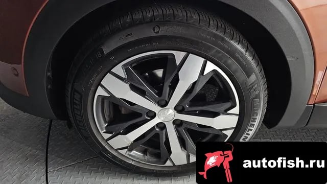 Peugeot 3008 3008 second generation 2019 года - вид 5