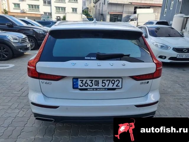 Volvo V60 V60 Cross-country 2nd Generation 2020 года - вид 4