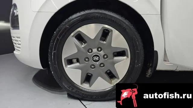 Hyundai Staria Staria 2023 года - похожие автомобили