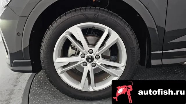 Audi Q3 Q3 (F3) 2022 года - вид 5