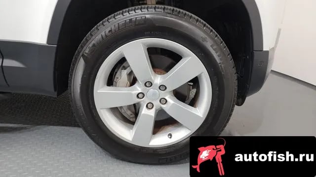 Land Rover Defender Bitdefender (L663) 2023 года - вид 5