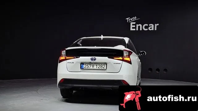 Toyota Prius Prius 4th Generation 2022 года - вид 4