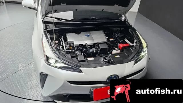 Toyota Prius Prius 4th Generation 2022 года - вид 6