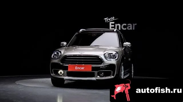 Mini Countryman Cooper D Country Man 2020 года - вид 3