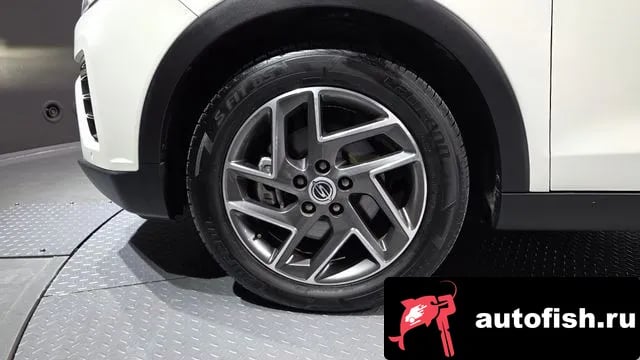 KG Mobility (Ssangyong) TIBOLI Berry New Tivoli 2022 года - похожие автомобили