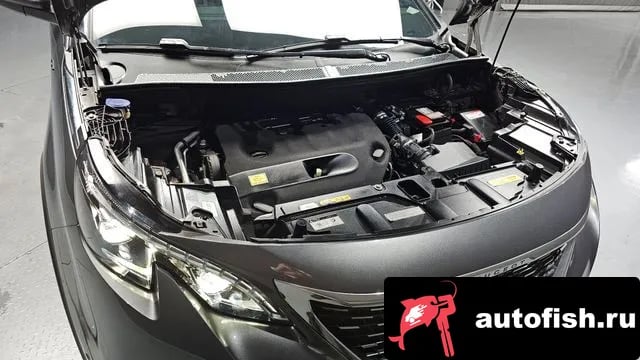 Peugeot 3008 3008 second generation 2018 года - вид 6