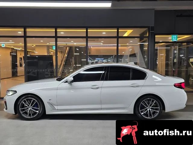 BMW 5-Series 5 Series (G30) 2023 года - вид 3