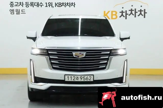 Cadillac Escalade Escalade 5th Generation 2022 года - похожие автомобили