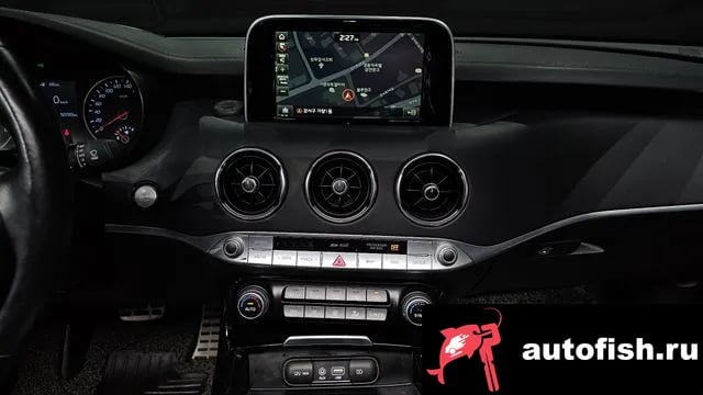 Kia Stinger Stinger 2017 года - похожие автомобили