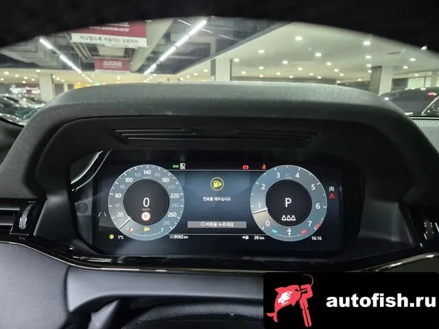 Land Rover Range Rover Evoque Range Rover Evoque 2nd Generation 2025 года - похожие автомобили