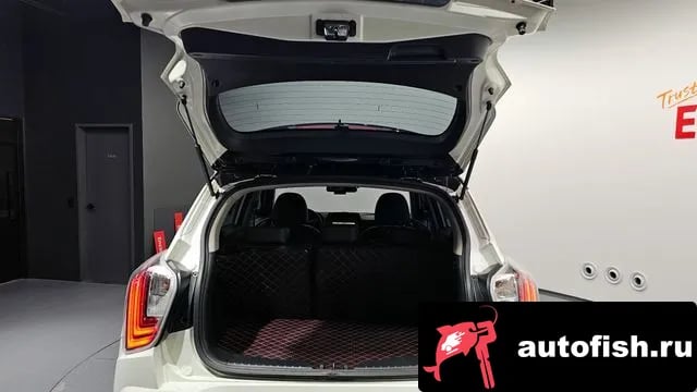 KG Mobility (Ssangyong) TIBOLI Berry New Tivoli 2021 года - похожие автомобили