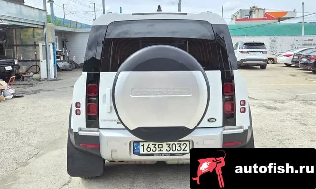 Land Rover Defender Bitdefender (L663) 2021 года - вид 4