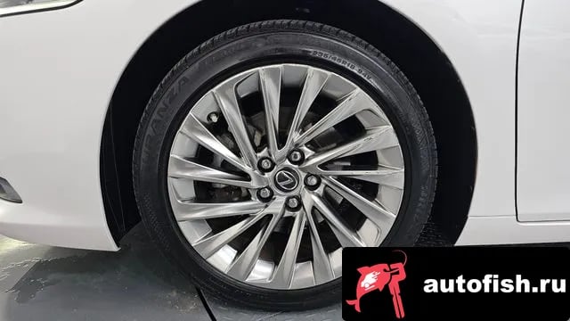 Lexus ES ES300h 7th generation 2020 года - вид 5