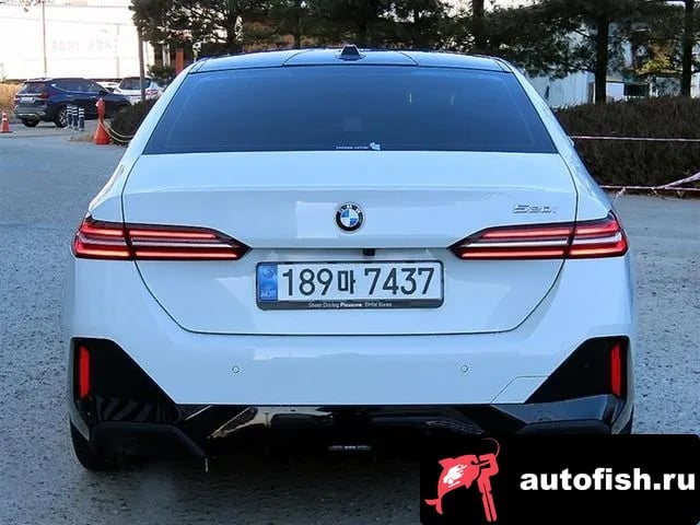 BMW 5-Series 5 Series (G60) 2025 года - вид 4