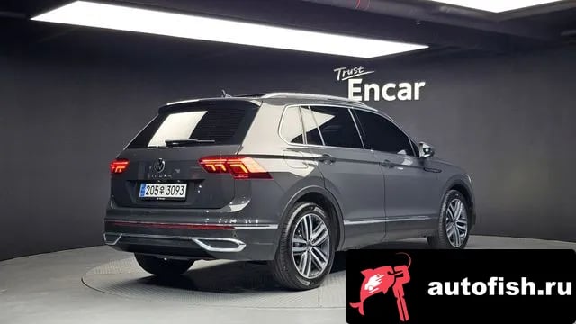 Volkswagen Tiguan Tiguan second Generation 2021 года - вид 2
