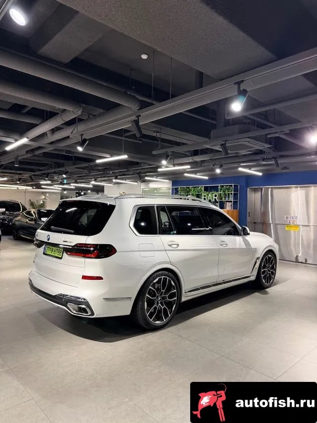 BMW X7 X7 (G07) 2025 года - похожие автомобили