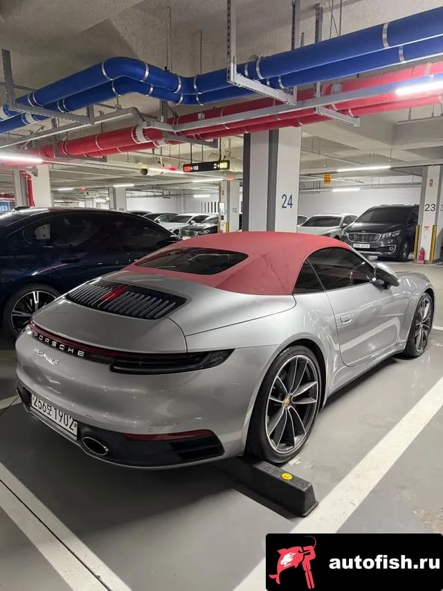 Porsche 911 911 (992) 2020 года - вид 2