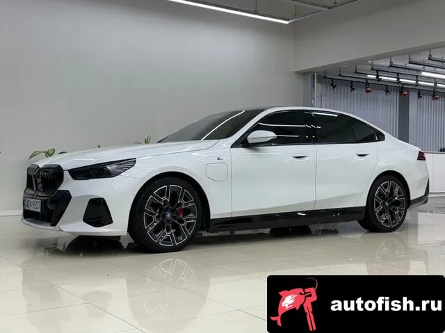BMW 5-Series 5 Series (G60) 2024 года - автомобиль из Южной Кореи
