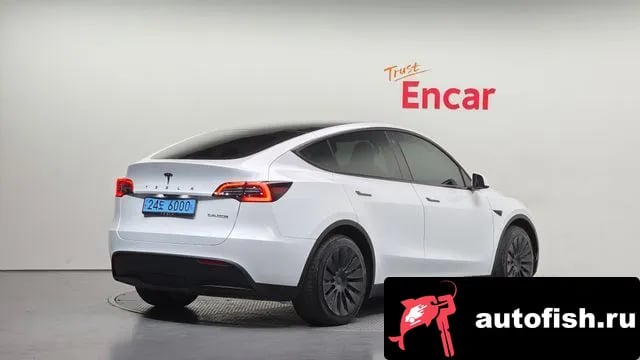 Tesla Model Y Model Y 2023 года - вид 2