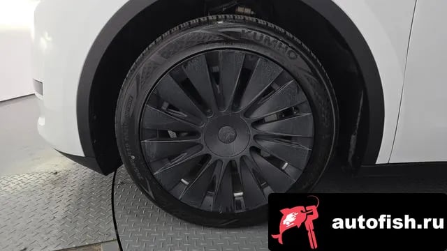 Tesla Model Y Model Y 2023 года - вид 5