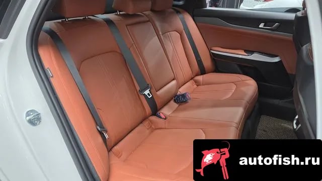 Kia K5 The New K5 3rd generation 2025 года - похожие автомобили