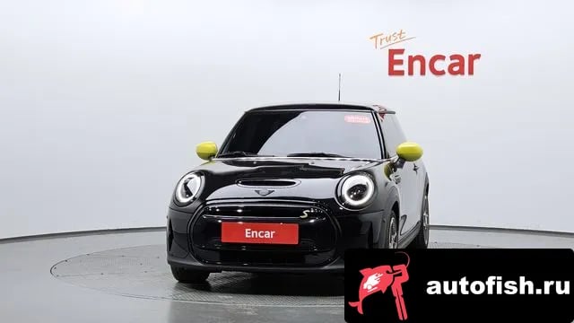 Mini Cooper Cooper Electric 2022 года - вид 2