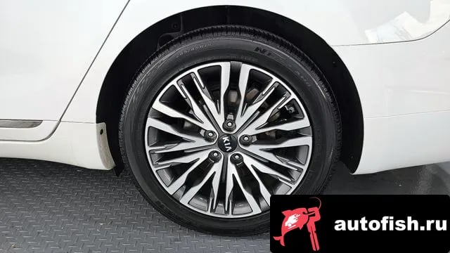 Kia K7 K7 Premier 2020 года - похожие автомобили