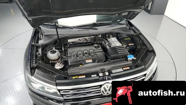 Volkswagen Tiguan Tiguan second Generation 2019 года - вид 6