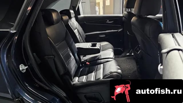 Kia Sorento The New Sorento 2017 года - похожие автомобили